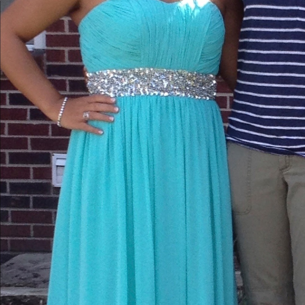 Calvin Klein sea foam green prom dress size 8